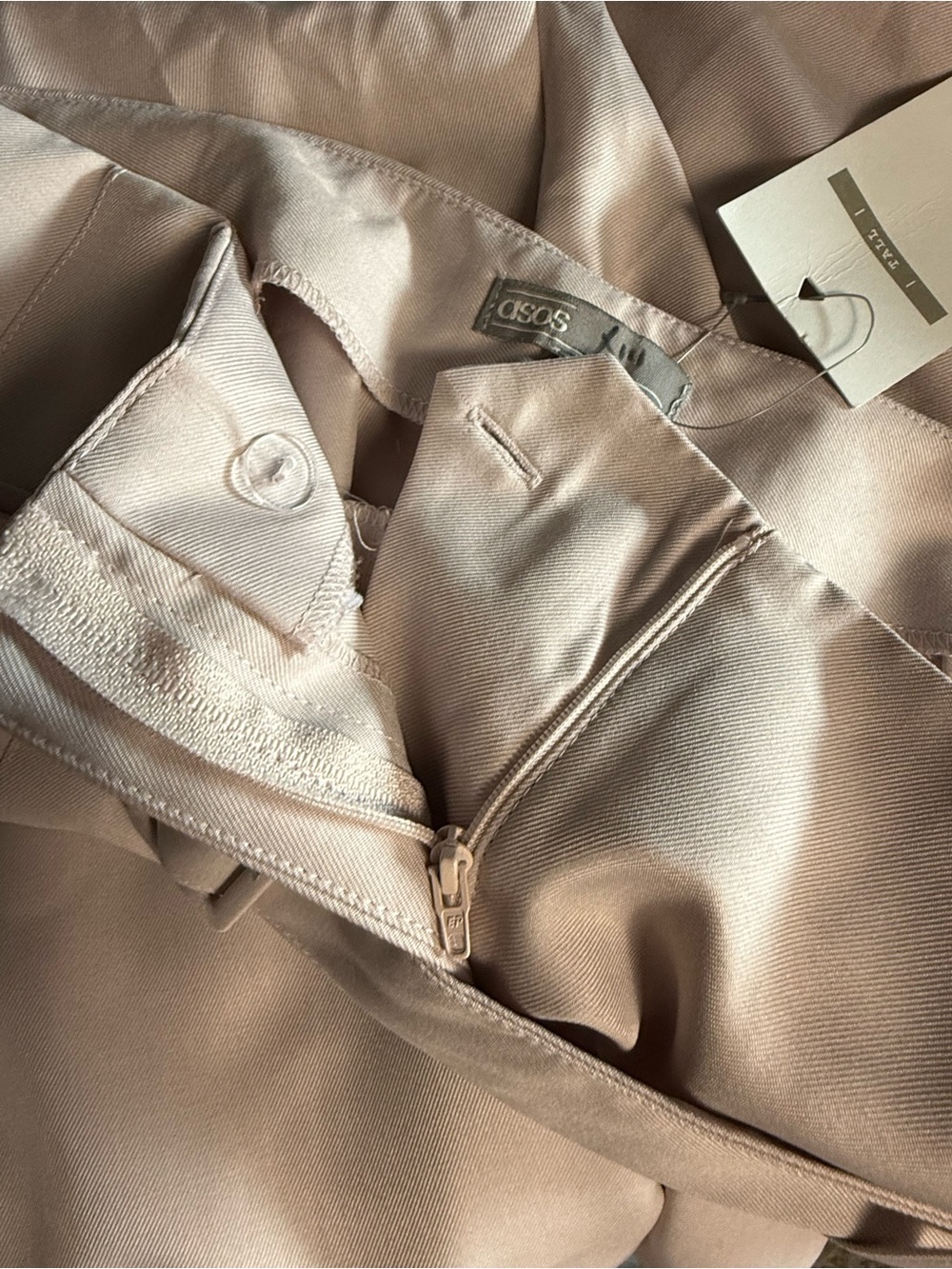 ASOS high-waisted paperbag waist wide-leg trouser cream Size 12 NWT - Picture 7 of 9